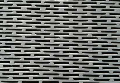 長(zhang)圓孔型沖孔(kǒng)網産品在廚(chú)房環境中的(de)應用