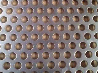 電鍍鋅沖(chong)孔網的相關(guan)知識