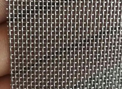 不(bú)鏽鋼絲網廠(chǎng)家的選擇要(yào)素