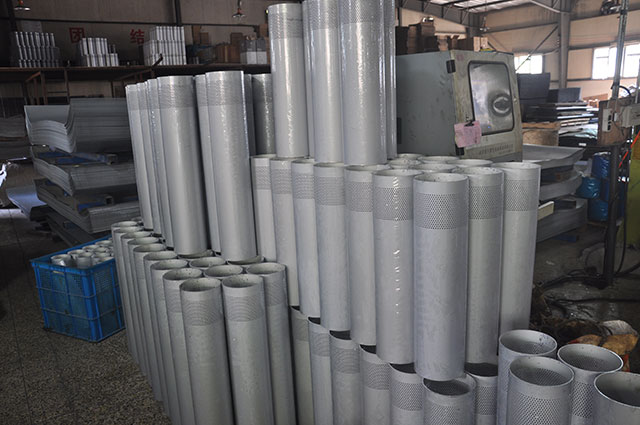 沖孔(kong)鋁管價(jia)格