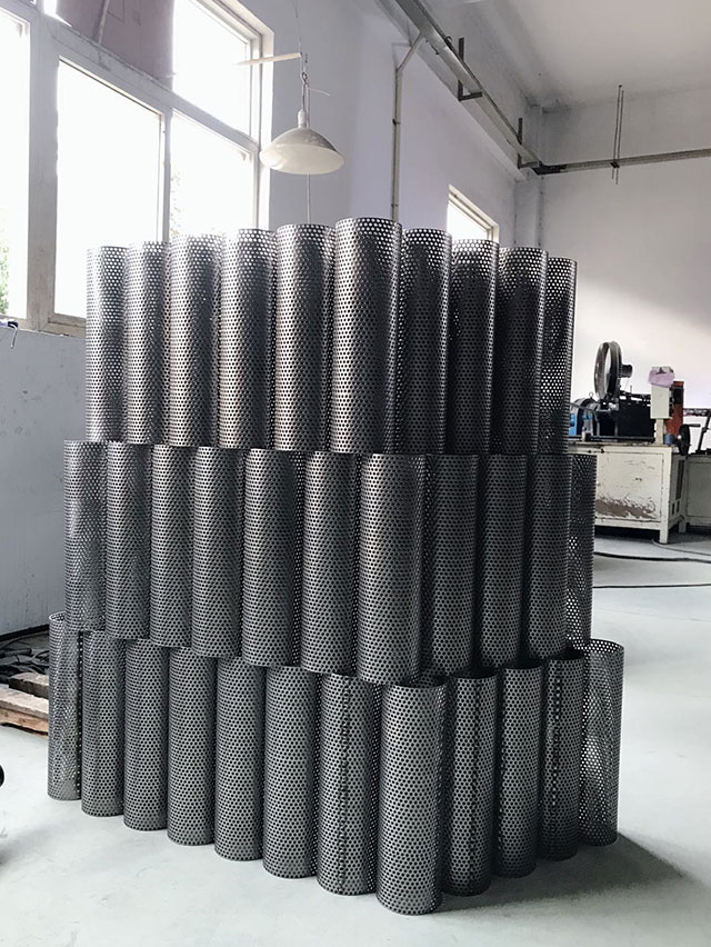 直(zhí)縫沖孔焊管